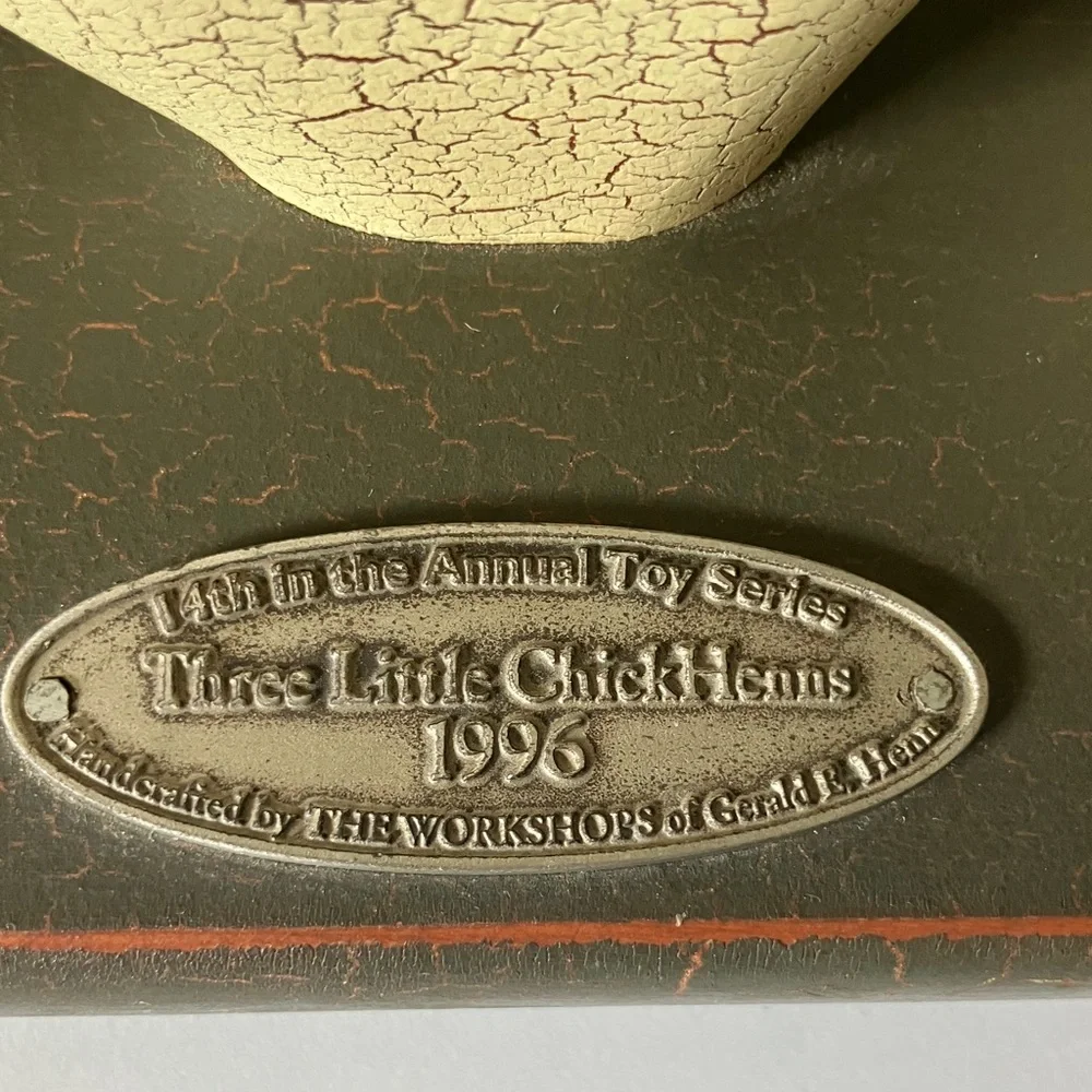 Vintage Gerald Henn Pull Toy with Three Little Chick Henns - Picture 2 of 4